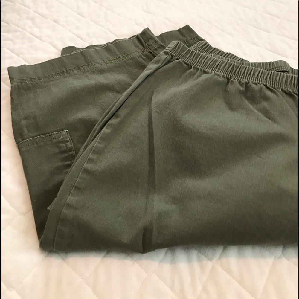 Women’s capris